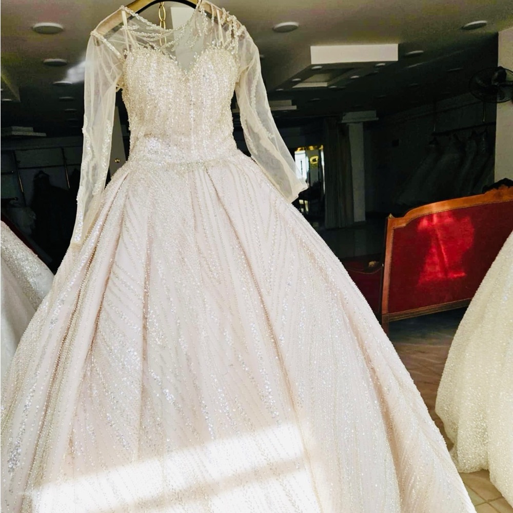 wedding dress